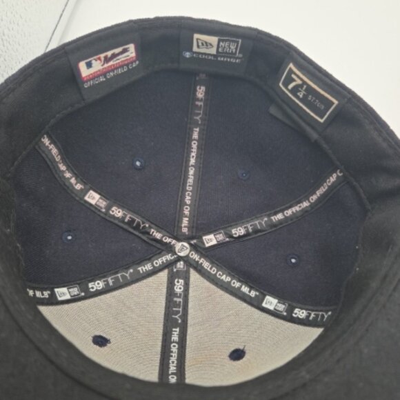 New Era 59FIFTY Yankees Hat – 7 1/4 – On‑Field Fitted Cap - Picture 7 of 8
